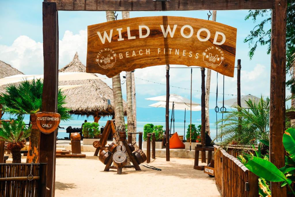 Wild Wood Koh Phangan x Hansa Beach Fitness Resort – Koh Phangan